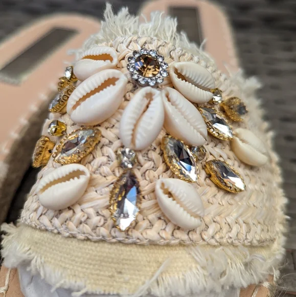 Women Rhinestone & Shell Decor Espadrille Sandals,Beige Outdoor Straw - Picture 2 of 6